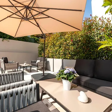 Sunset Couette-café 4*