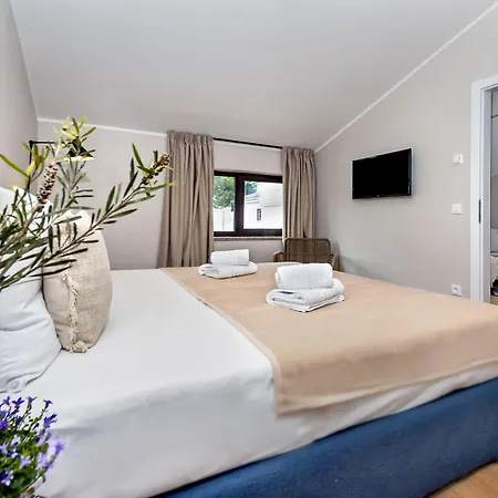 Bed and breakfast Sunset 4*