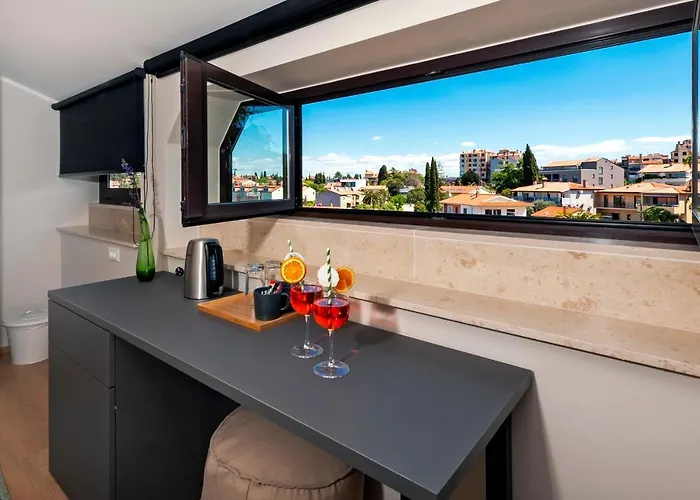 Alojamento de Acomodação e Pequeno-almoço Sunset Rovinj